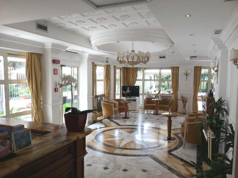 Sunrise Hotel Рим Екстериор снимка