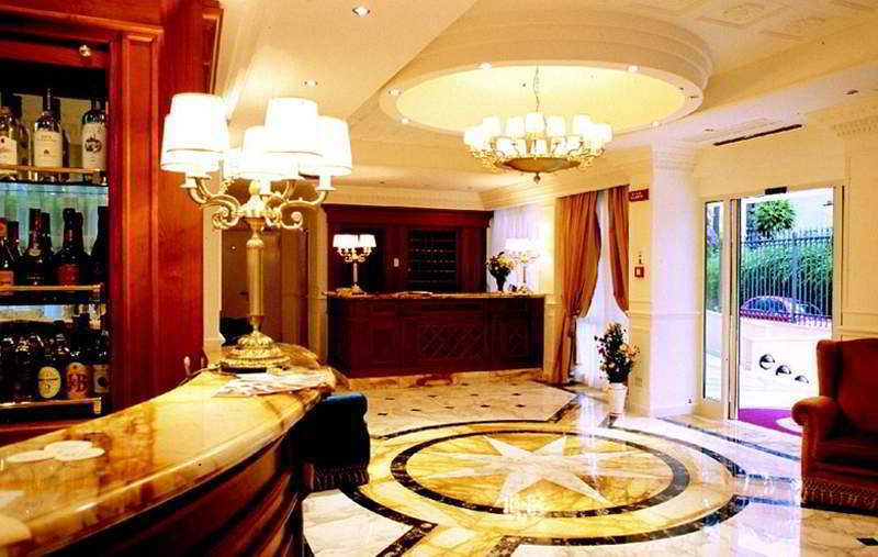 Sunrise Hotel Рим Интериор снимка