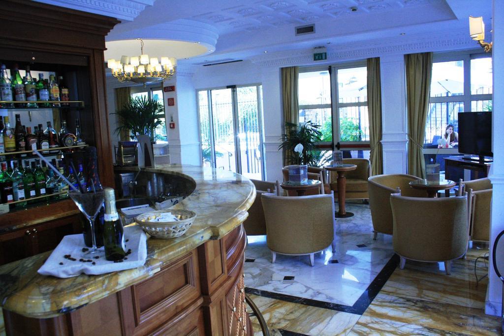 Sunrise Hotel Рим Екстериор снимка
